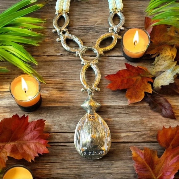 HEIDI DAUS Beaded Faux Pearl Statement Necklace - Picture 6 of 9